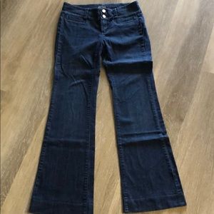 White House Black Market Blanc Jeans Size 0R